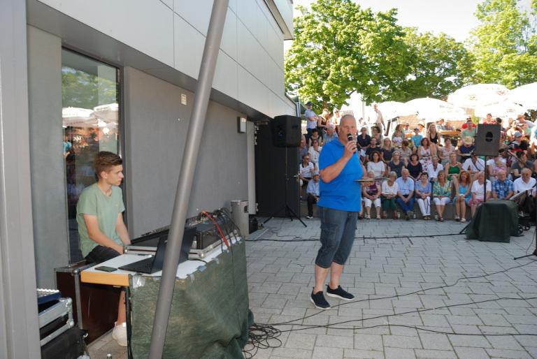 serenade  (1)
